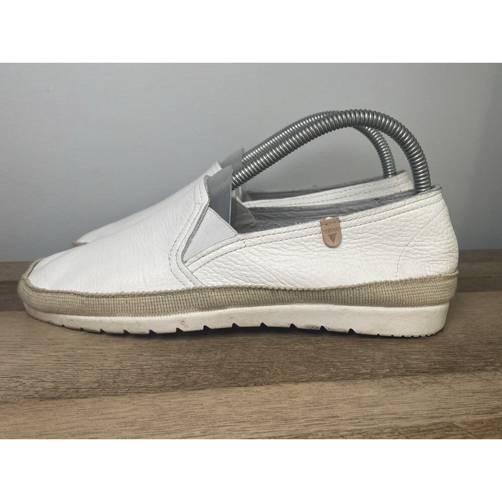 Verbenas Slip On Nuria Loafers Women's US 7.5 White Leather Casual Shoe Spain - Picture 3 of 8
